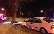 Driver injured in crash into tree on O.R. Tambo (Church) Street, Bloemfontein