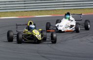 Exciting racing at Kyalami event for Investchem Formula 1600