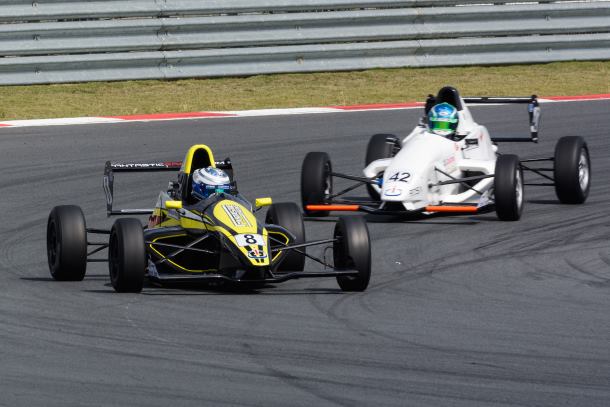 Exciting racing at Kyalami event for Investchem Formula 1600