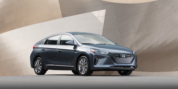 Hyundai IONIQ awarded a Green Good Design Award