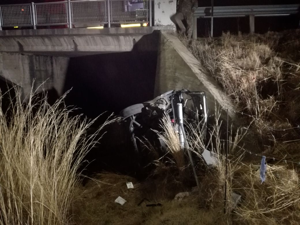 Car crashes off bridge killing four outside Hendrina, Mpumalanga