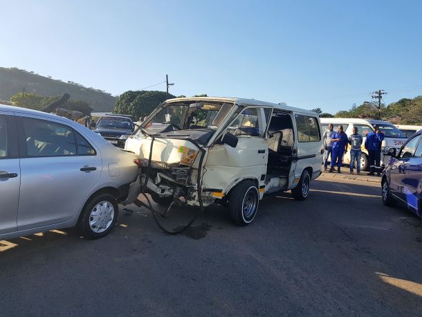 Four people injured after a taxi and a car collided in Pinetown