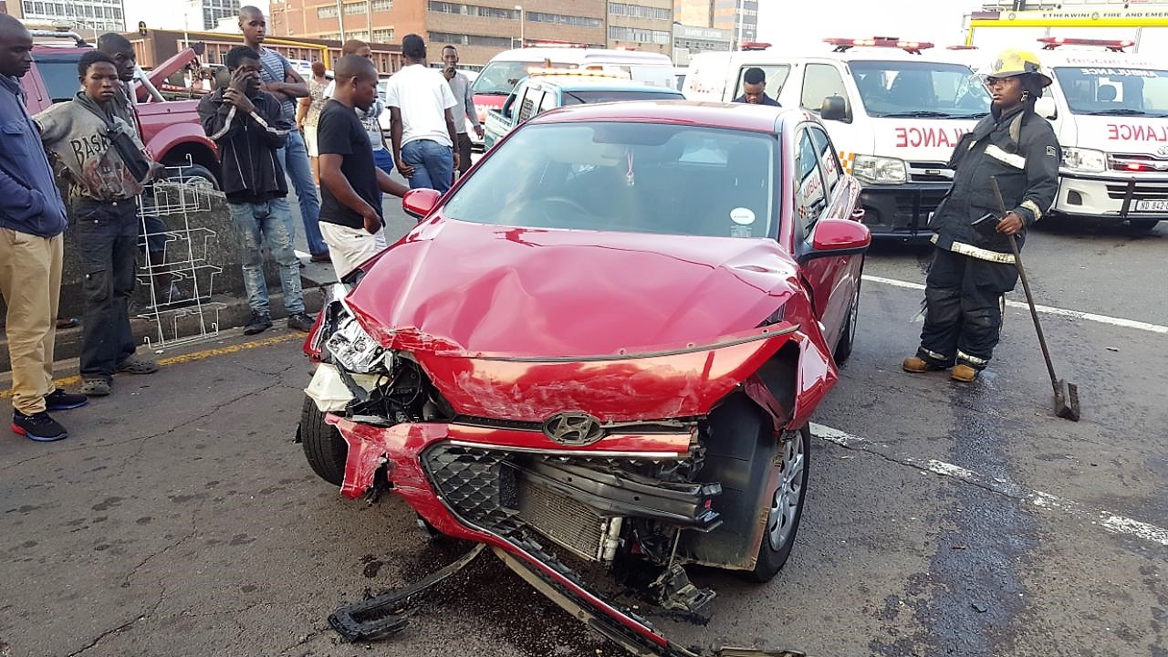 1 Killed and 6 injured in collision in Durban CBD