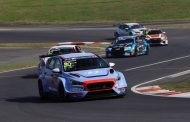 Hyundai i30 N TCR shines in International Series debut