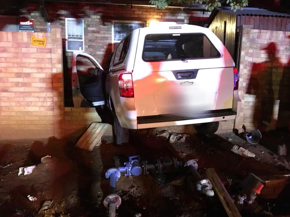 Driver drives through a townhouse complex fence in Eugene Marais Street, Bloemfontein