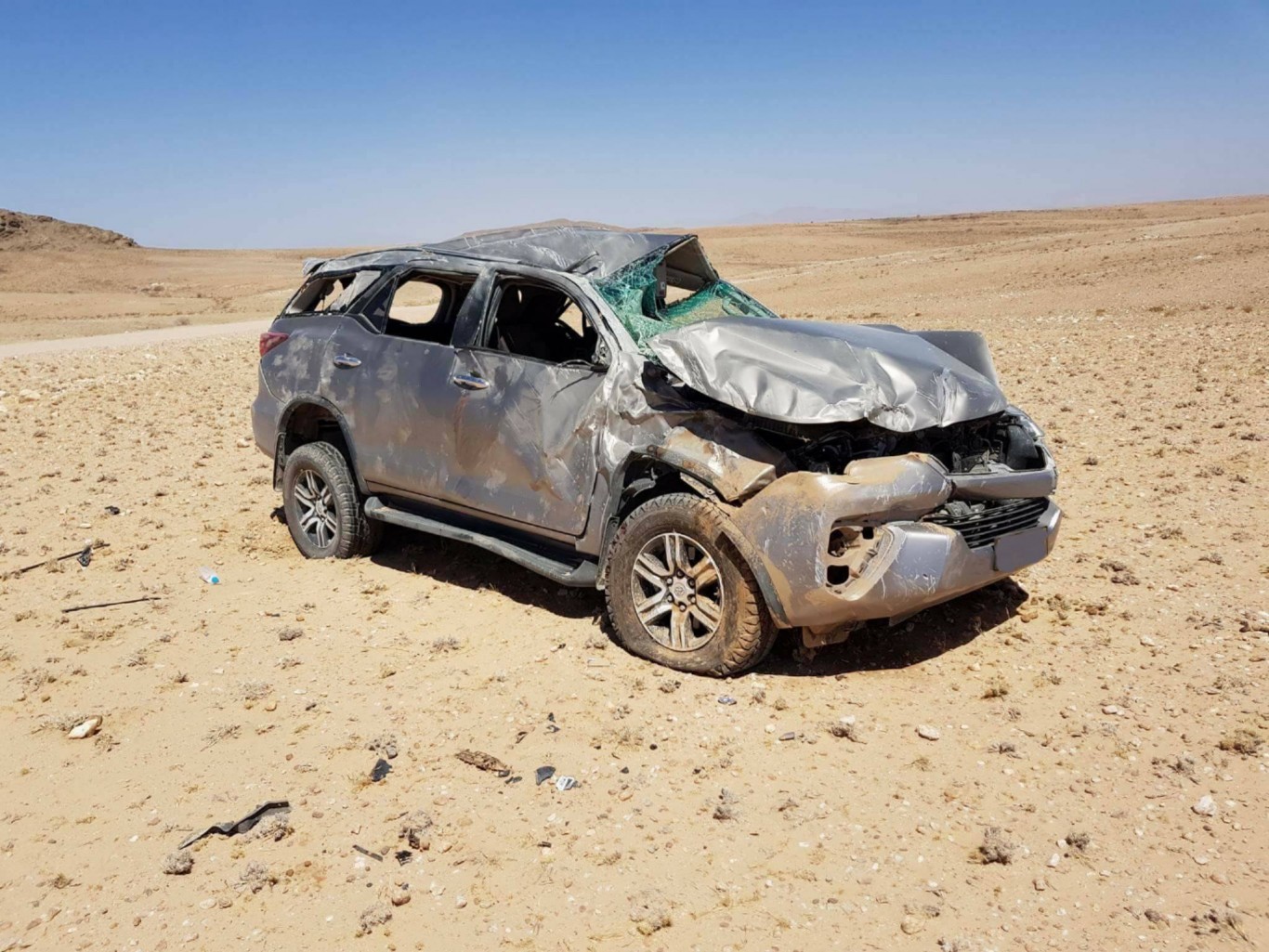 British tourists injured in rollover on notorious gravel road towards Walvis Bay