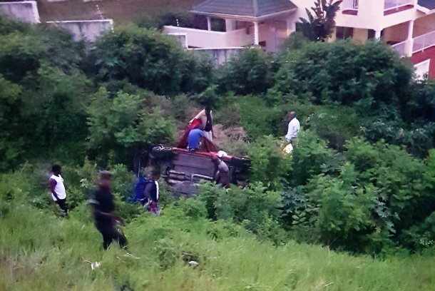 Three injured as car rolls down an embankment near the Gateway offramp