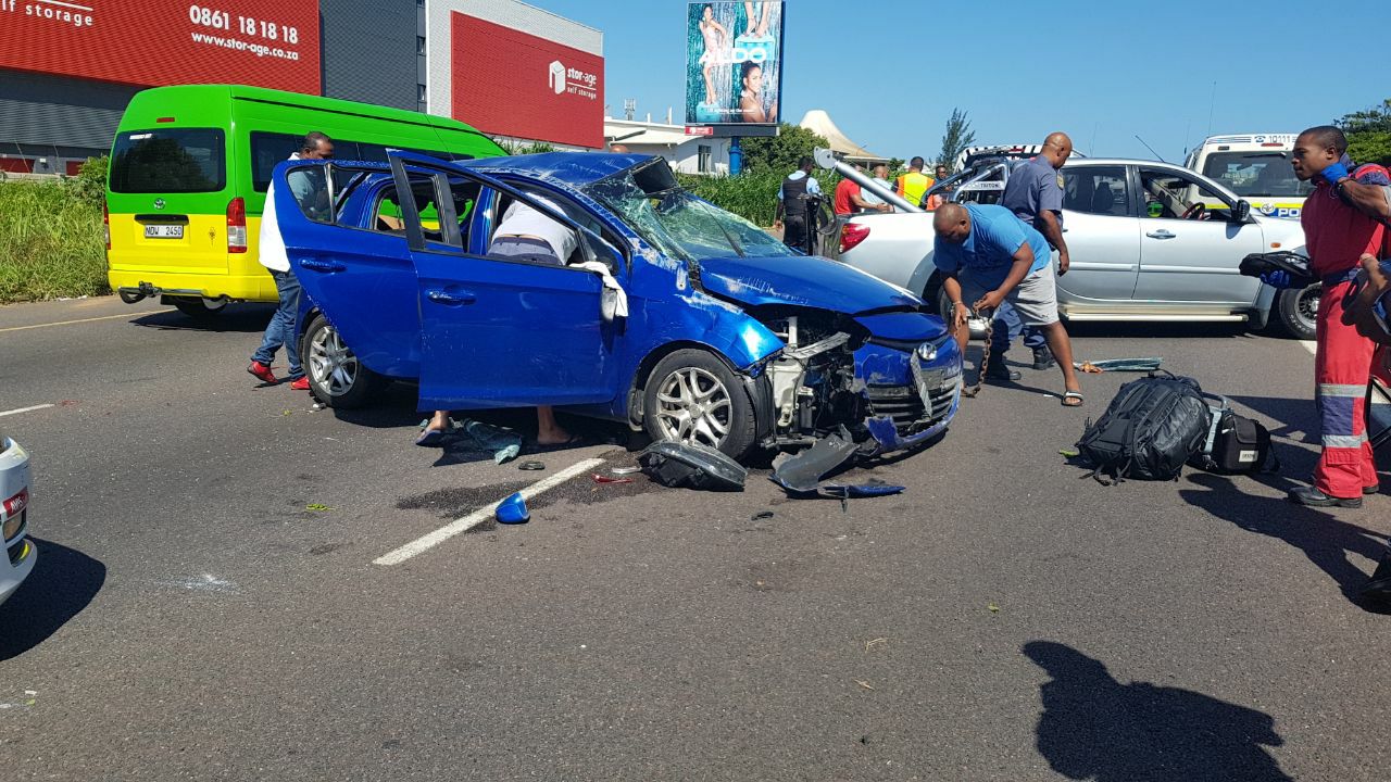 Family Of Four Injured In Car Crash Mt. Edgecombe ,KZN