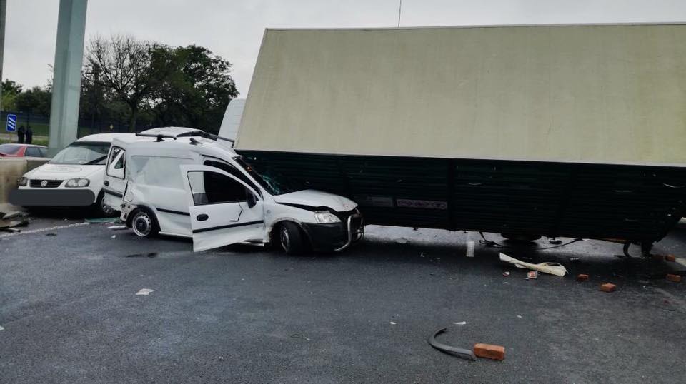 Multiple vehicle collision on the N12 West