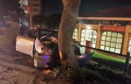 Driver injured in crash on Mt Batten Drive in Reservoir Hills