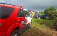 Car crashes into tree leaving one dead, four injured off the N1 in Joostenbergvlakte in the Western Cape