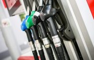 Tips to save fuel while driving on holiday