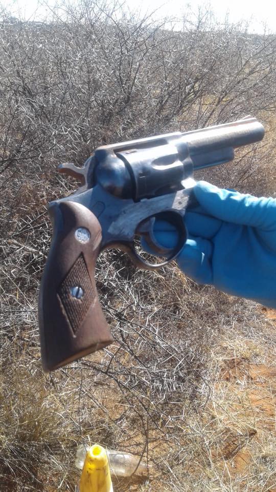 Two firearms recovered and three suspects arrested in Campbell, Northern Cape