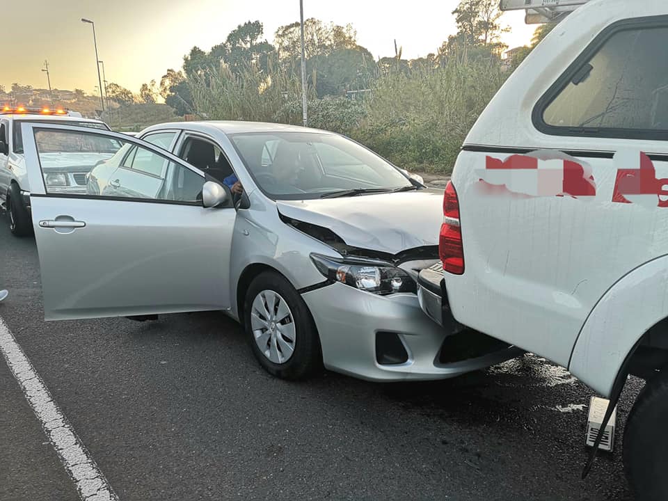 Vehicles collide and dog killed in crash after dog ran into the flow of traffic near Ottawa intersection