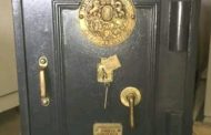 Search for antique safe in Durban and surrounding areas