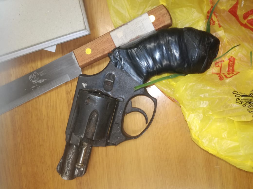 Bethelsdorp Task Team arrest suspects and confiscate firearms
