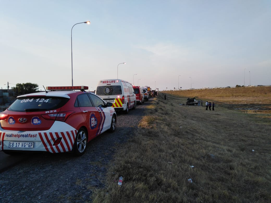Two injured in single taxi roll-over in Deft