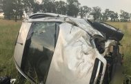 One killed in bakkie rollover on the R54 Villiers Road near Vaal Marina.
