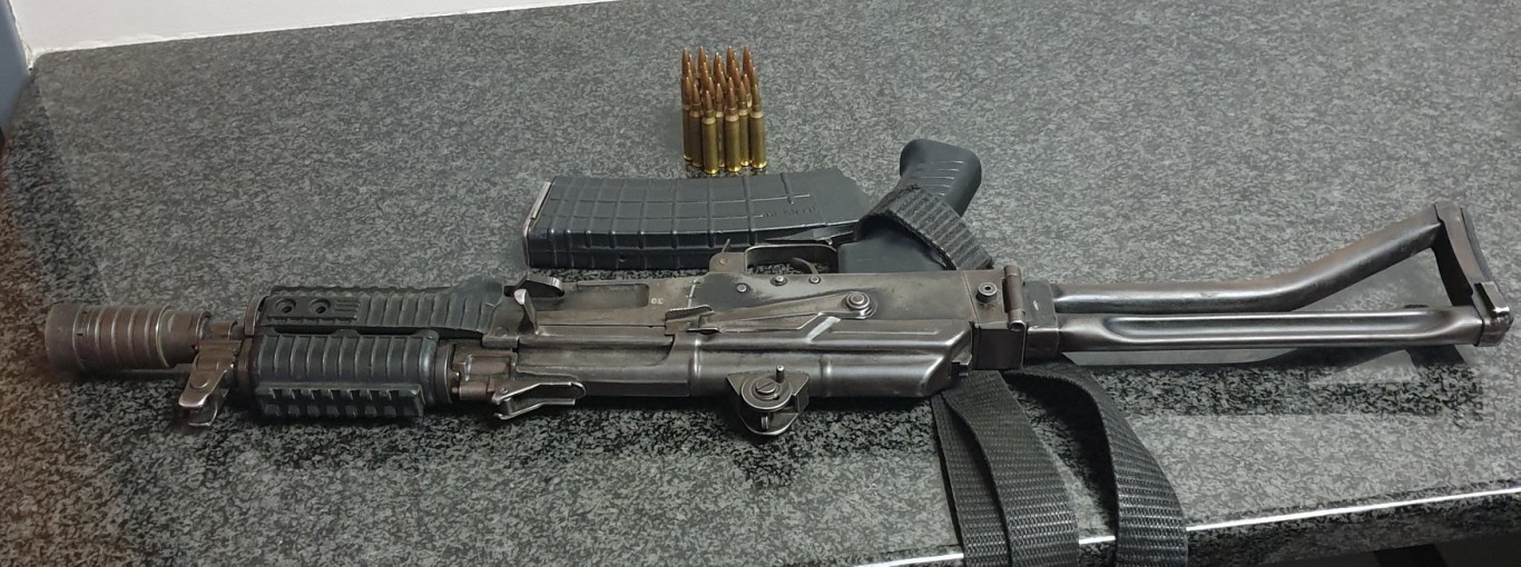 Four arrested with unlicensed firearms