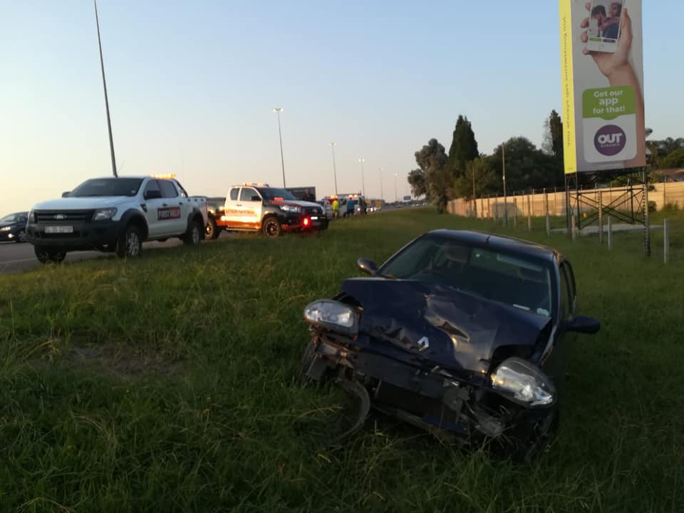 One injured in collision on the N1 South before the Botha Avenue offramp, Pretoria