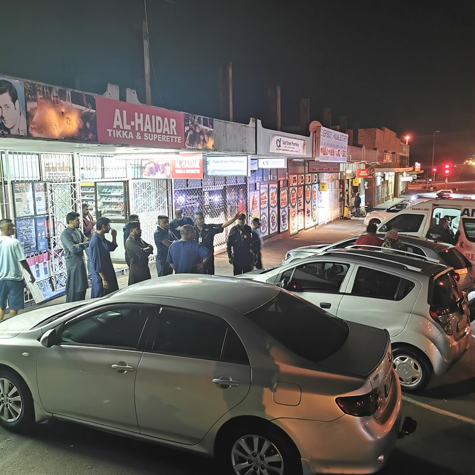 Reaction officer shot by armed robbers in Verulam