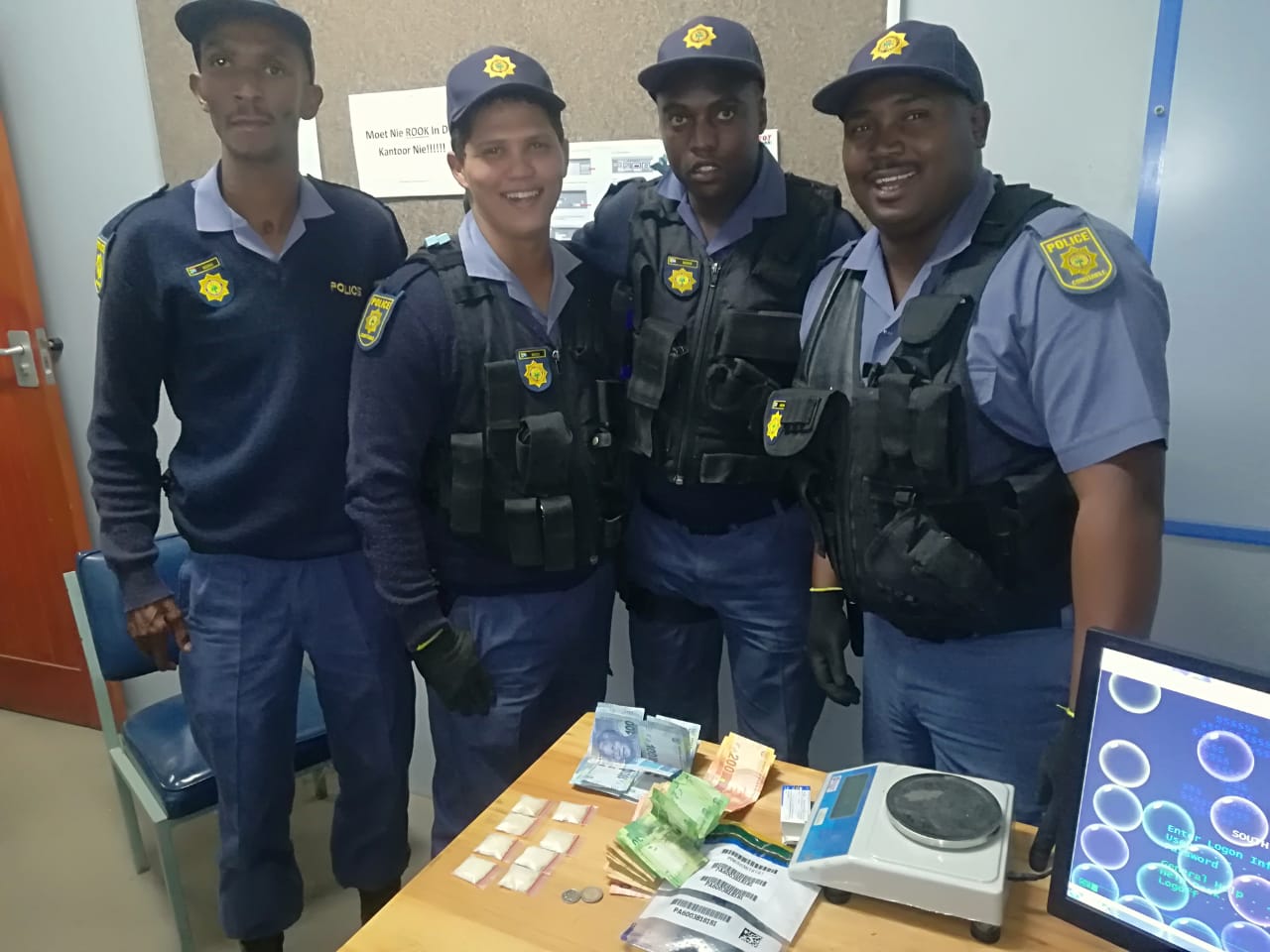 Keimoes saps arrest foreign national for dealing in drugs