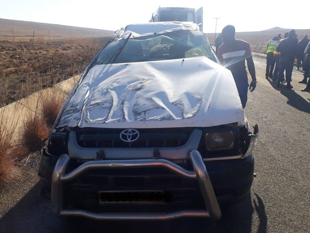 Two injured in road crash near Harrismith