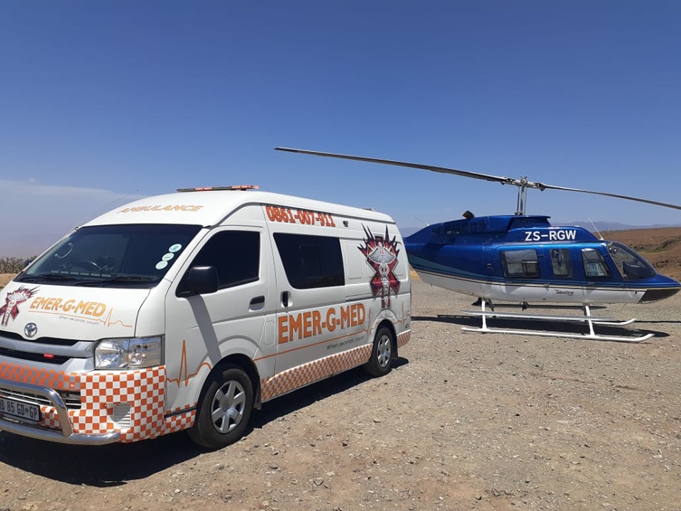 Mountain Rescue at Border Post on the R74