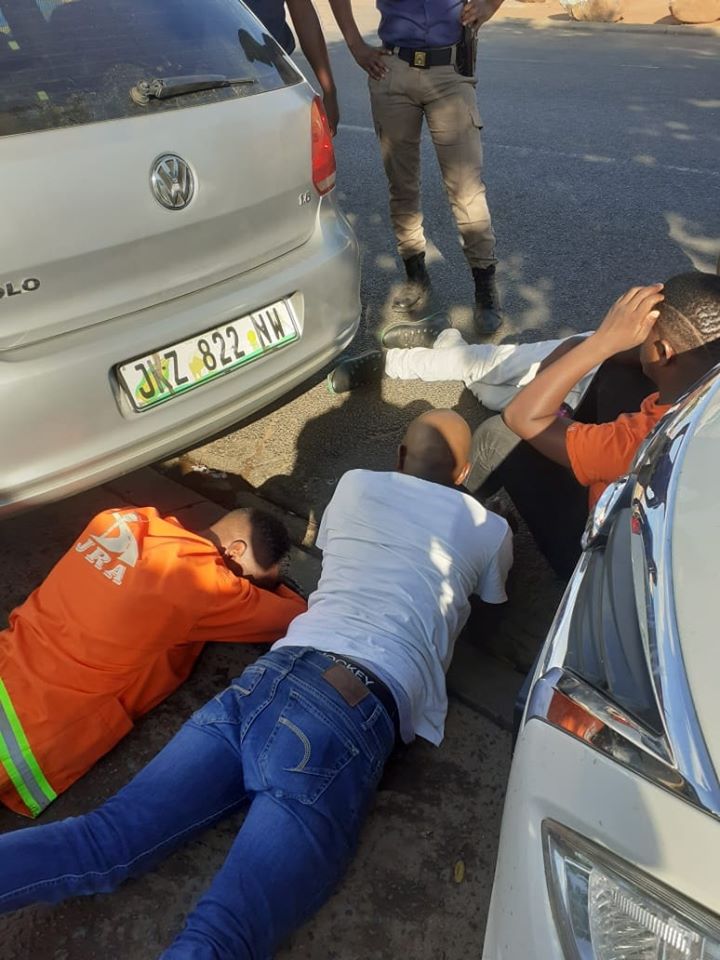 Tshwane Metro Police tactical unit arrested 4 suspects who were scamming people with counterfeit money in Soshanguve