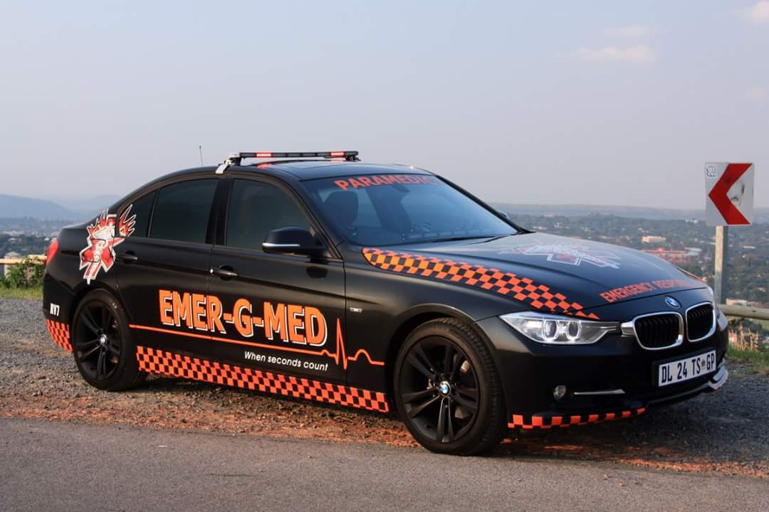 Two injured , one declared dead in an alleged highjacking in Kyalami