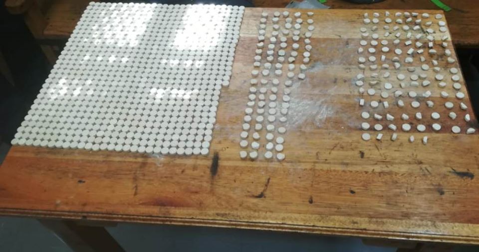 Police net three for drug dealing in Kimberley