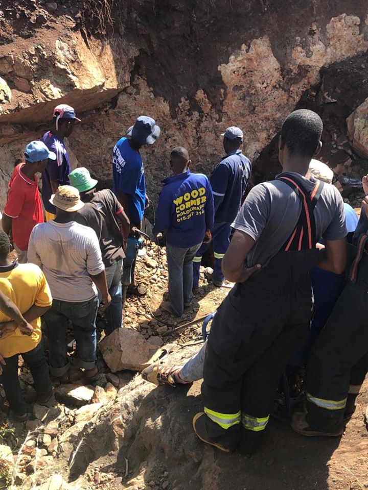 Police in Malipsdrift open Inquest case after two illegal miners died