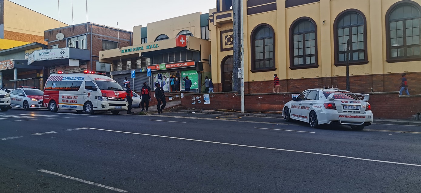 Robbery Suspects Stab Victim in Verulam CBD, KZN