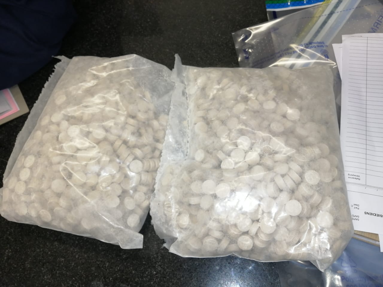 Two suspects arrested on charges of dealing in drugs in Chatsworth, Malmesbury