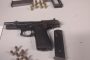 Off-duty police officer arrest suspects and recover firearm