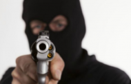 Rogue cops sought for an armed robbery in Umhlali