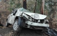 KwaZulu-Natal: Driver injured after slamming into tree