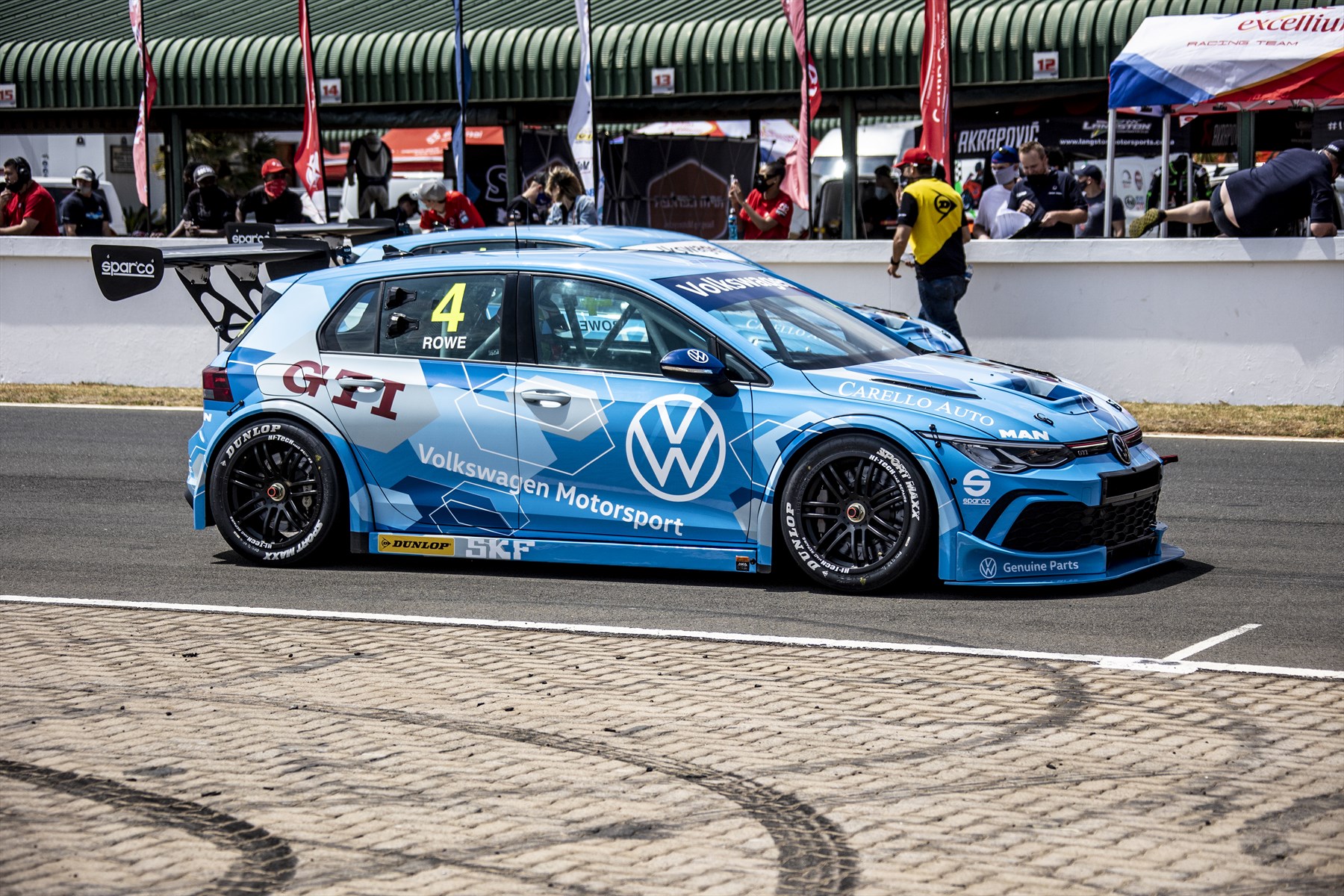 Dream debut for new Golf 8 GTI with two victories at Red Star Raceway