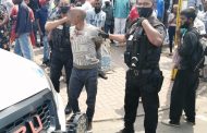 Mob attacks robbery suspect in Verulam