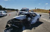 Car rear-ends taxi leaving at least fifteen injured on the N8 Sannaspos in Bloemfontein.