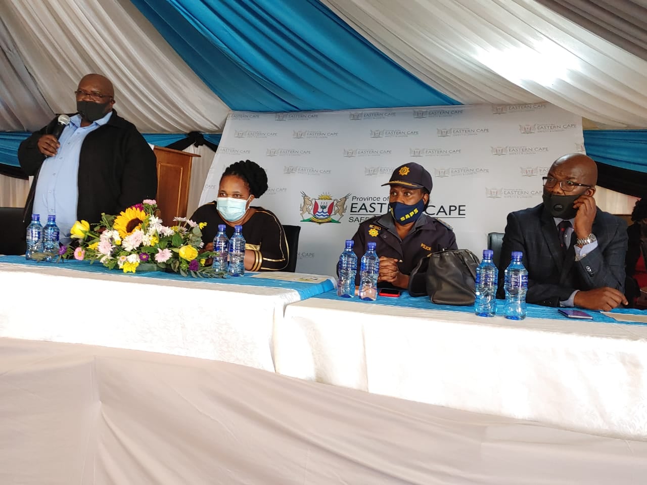 Vehicle and mobile station handed over during Community Safety Summit at Lower Tsitsina, Katkop