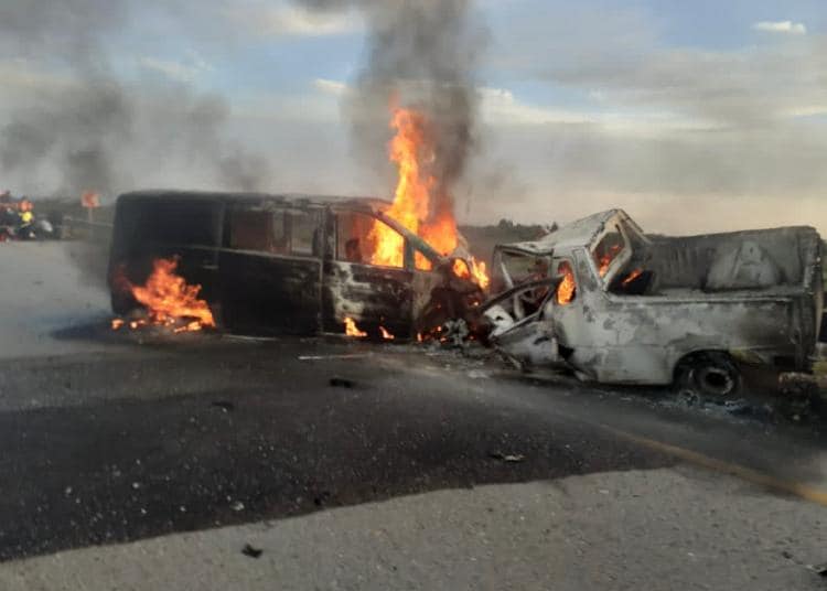 Drivers burn beyond recognition in fiery head-on crash, Polokwane