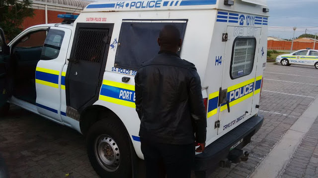 Port Elizabeth flying squad and K9 members arrest hijacking suspects