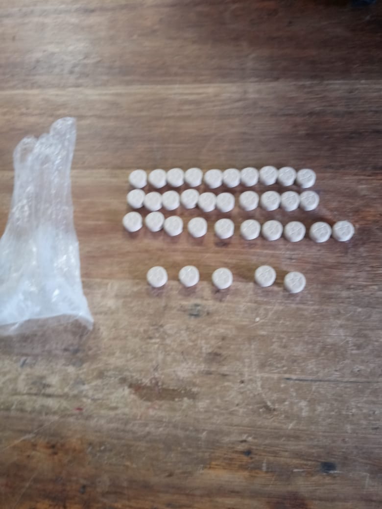 Duo arrested for possession of drugs