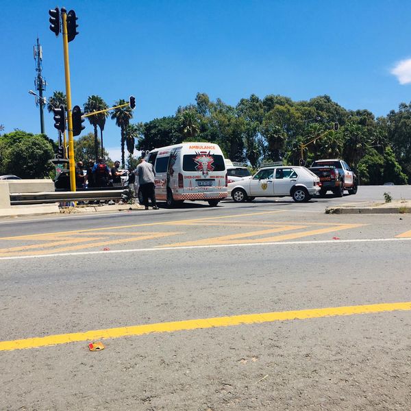 One person injured in a collision in Bedfordview