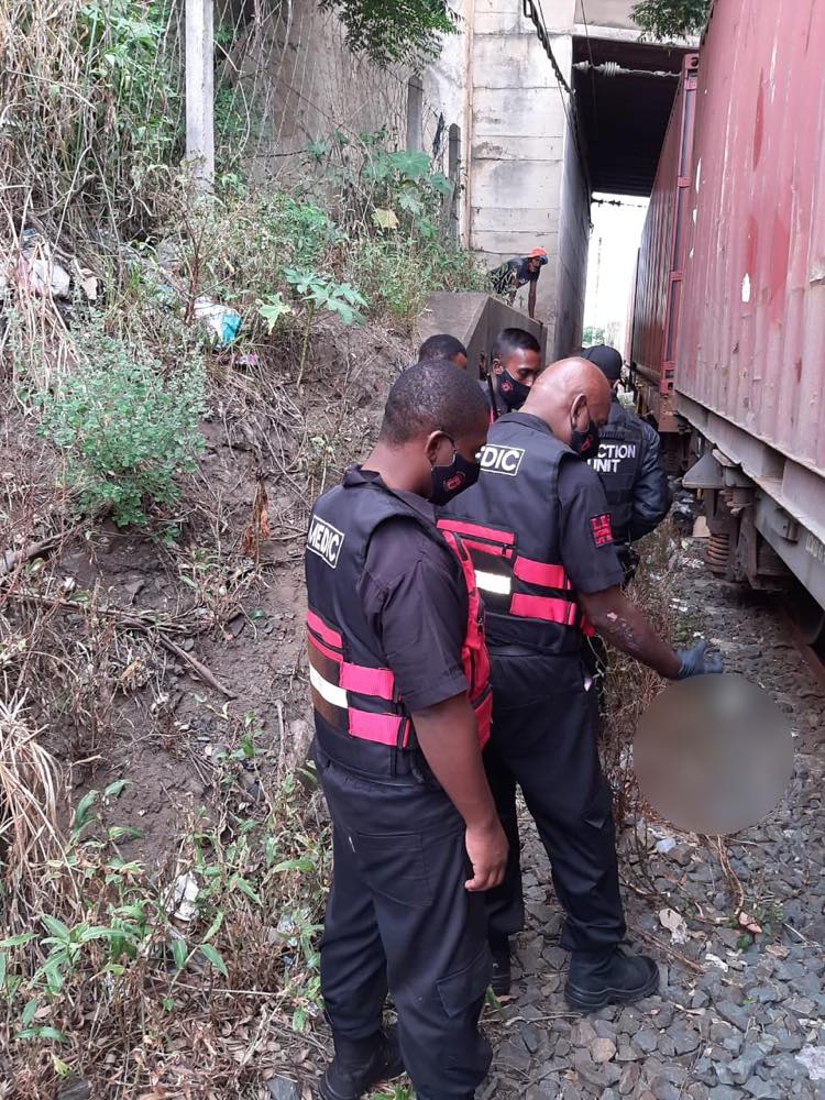 Two decapitated by a train in Tongaat