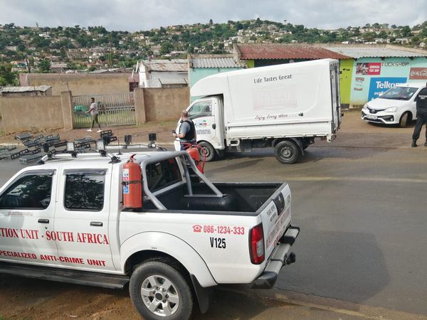 Suspects distribute bread after failed robbery in Mawothi