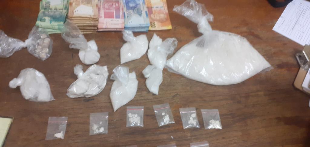 Man arrested for dealing in drugs