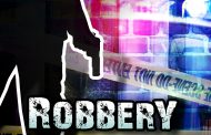 Business robbery suspect nabbed with cash