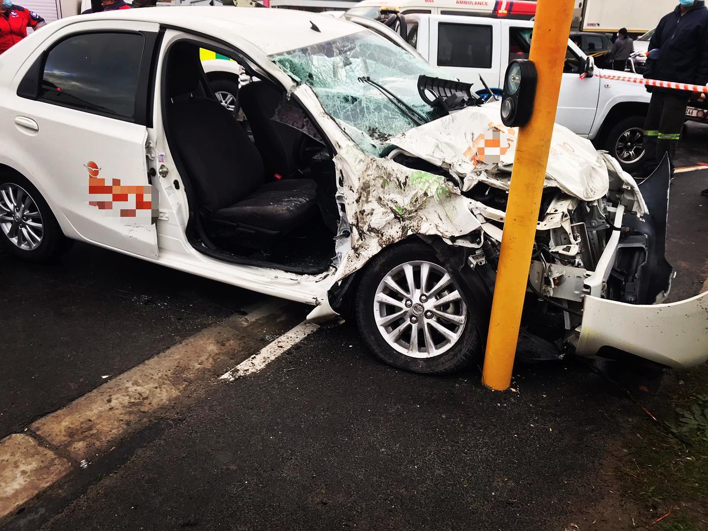 Two injured as car and bus collide in Parow